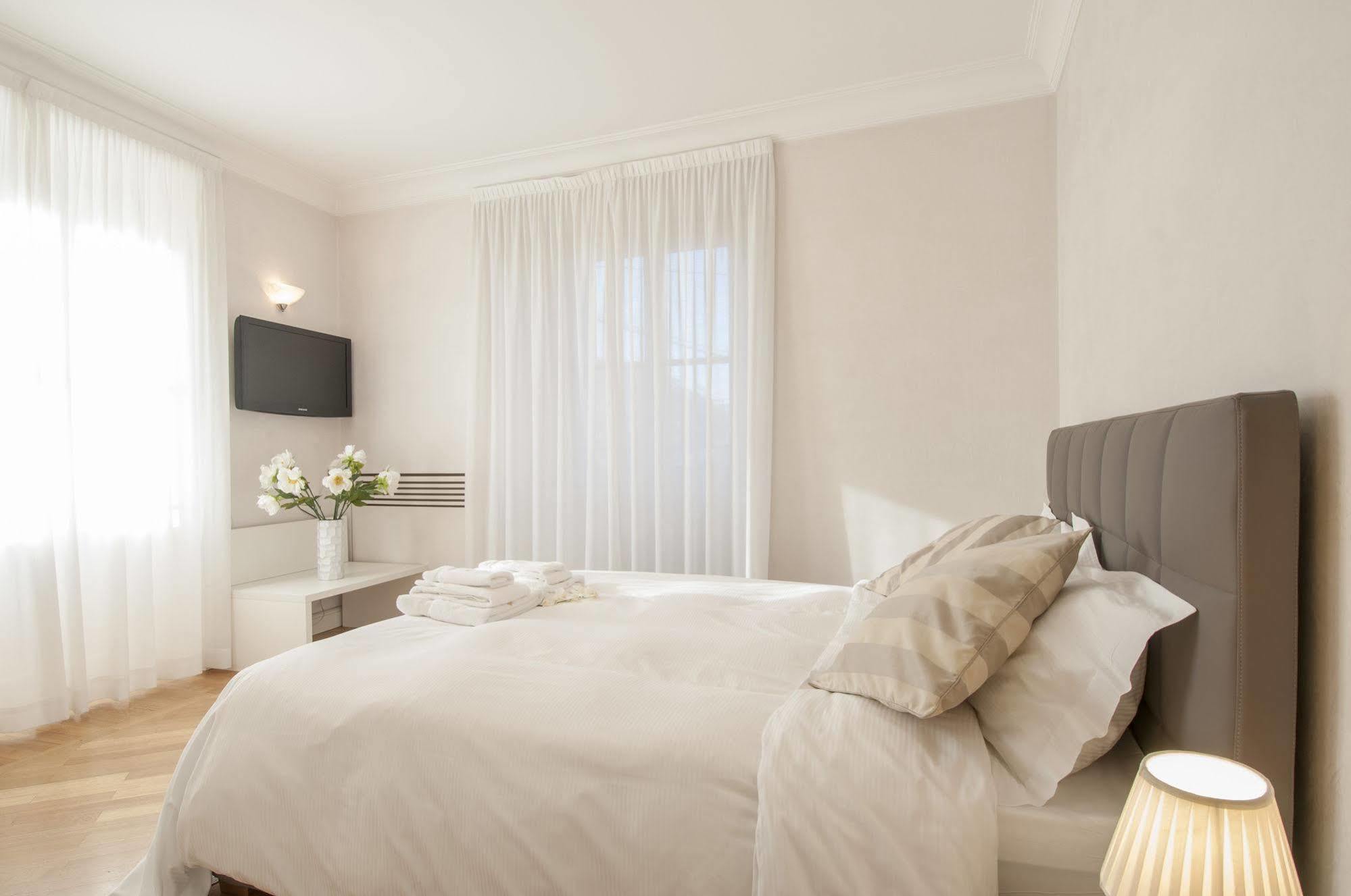 Milan Royal Suites Zewnętrze zdjęcie