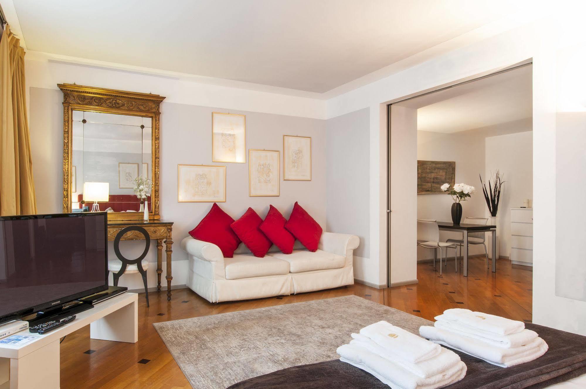 Milan Royal Suites Zewnętrze zdjęcie